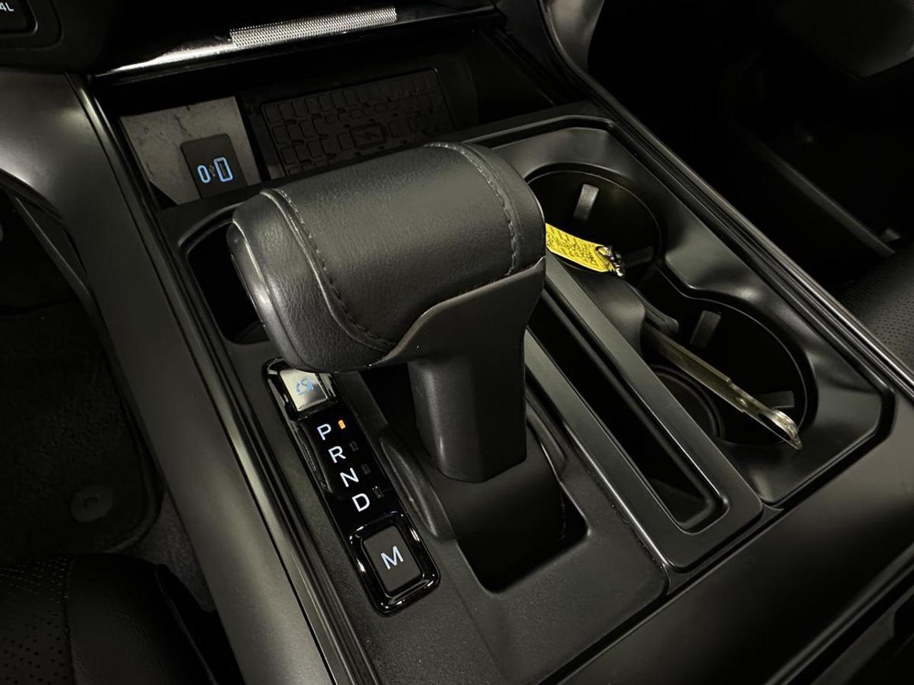 2024 Ford F-150 Lariat LARIAT/HYBRID/4WD/PANOROOF/LEATHER/NAVI/1 OWNER FORD LEASE! Photo
