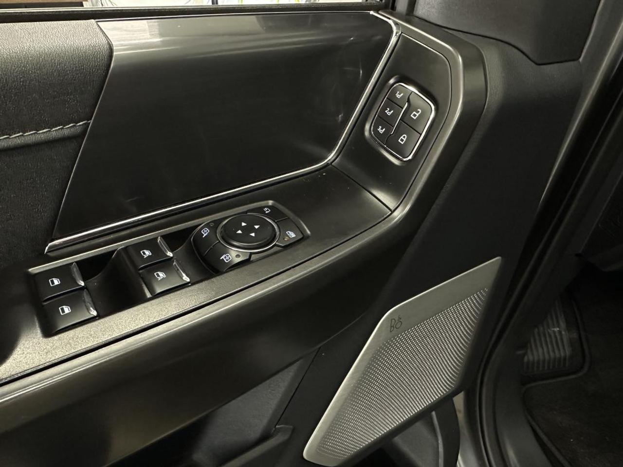 2024 Ford F-150 Lariat LARIAT/HYBRID/4WD/PANOROOF/LEATHER/NAVI/1 OWNER FORD LEASE! Photo