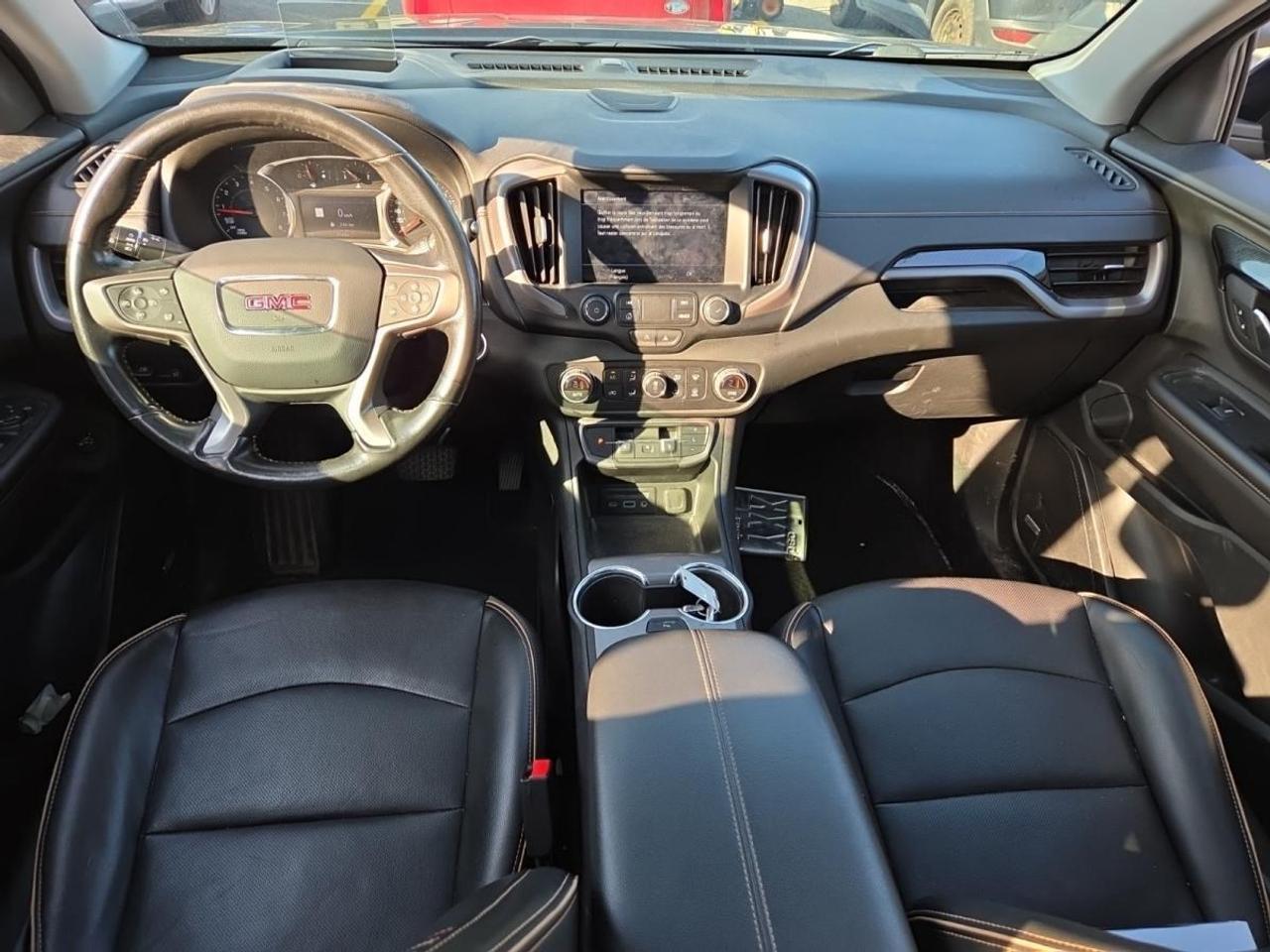 2022 GMC Terrain AT4/AWD/PANOROOF/BLACK LEATHER/OFF GMAC LEASE! Photo