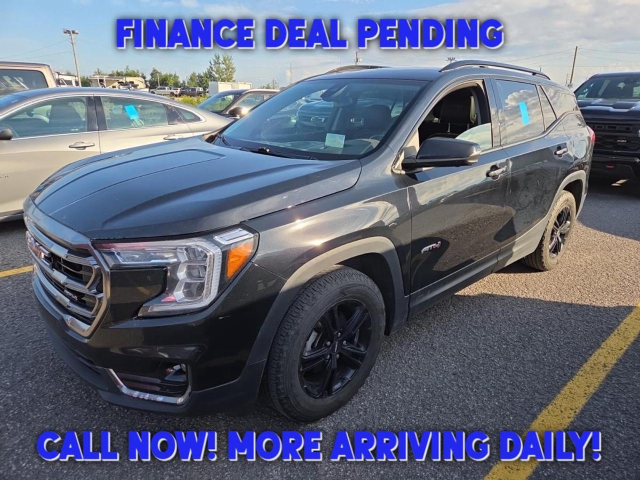 2022 GMC Terrain AT4/AWD/PANOROOF/BLACK LEATHER/OFF GMAC LEASE! Photo