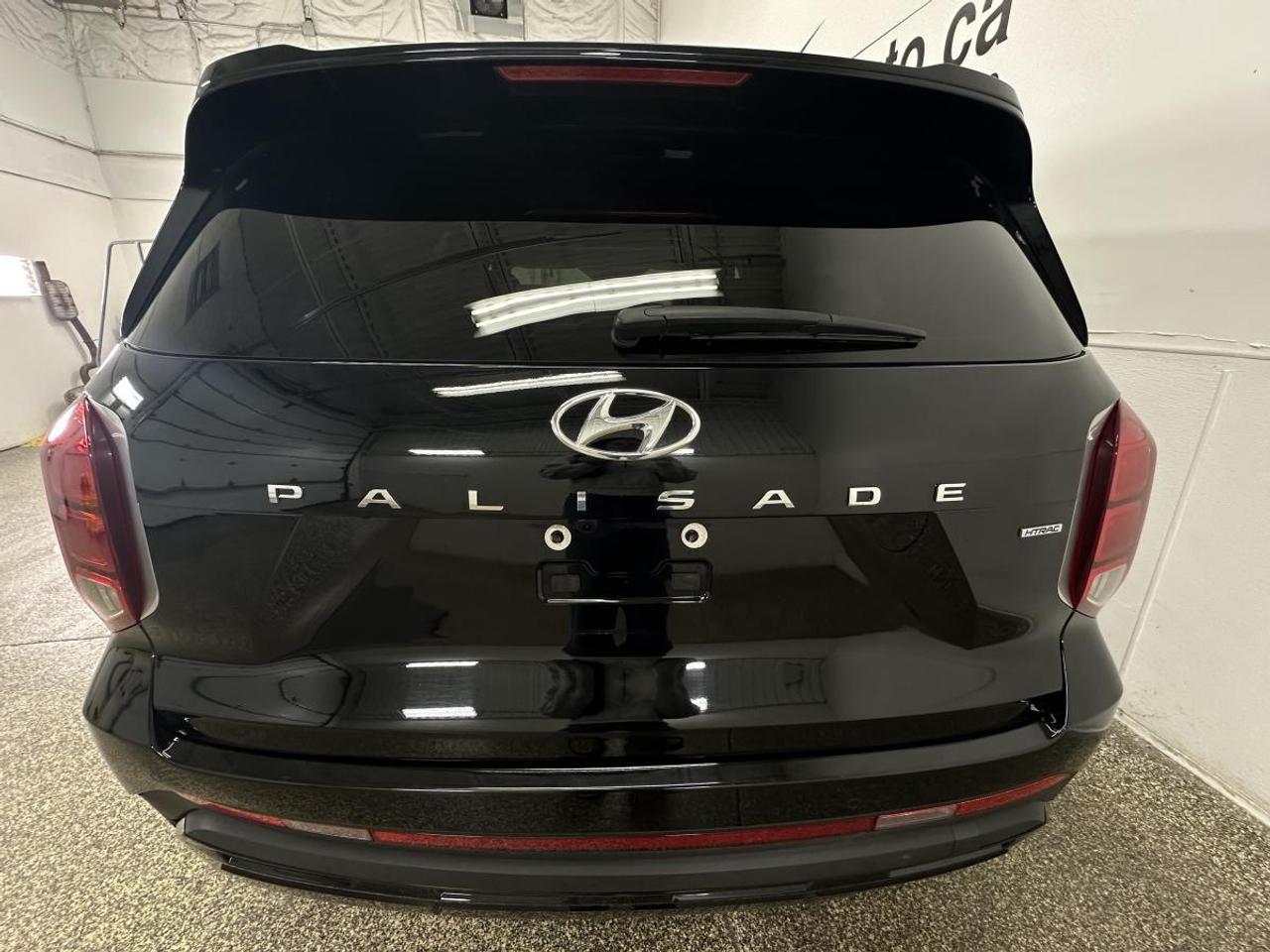 2025 Hyundai PALISADE Urban 8 Passenger URBAN/AWD/8 PASSENGER/LEATHER/ROOF/NAVI/21KM/1 OWNER! Photo