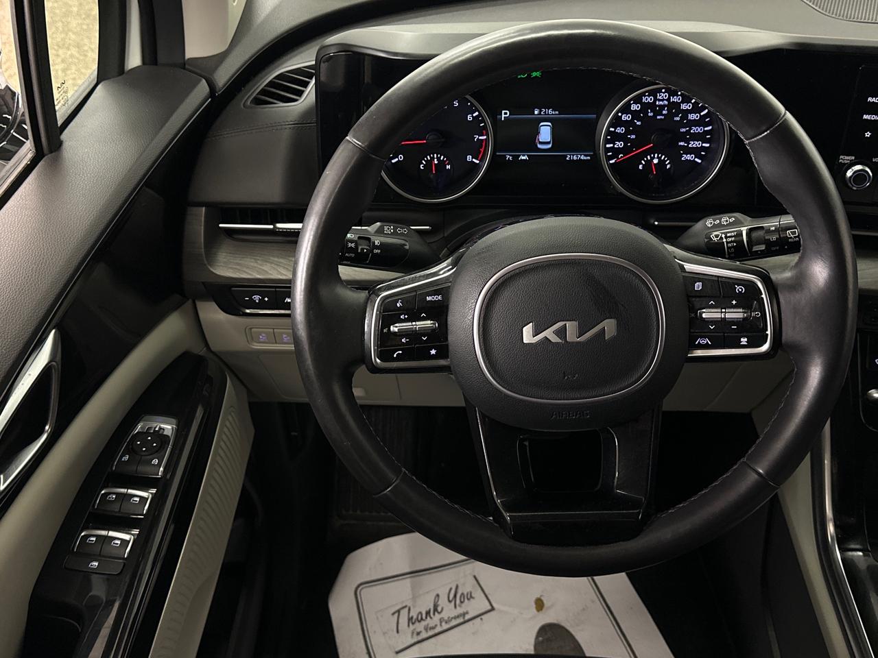 2024 Kia Carnival EX/LEATHER/DUAL PWR DOORS/DUAL PWR SEATS/MORE! Photo