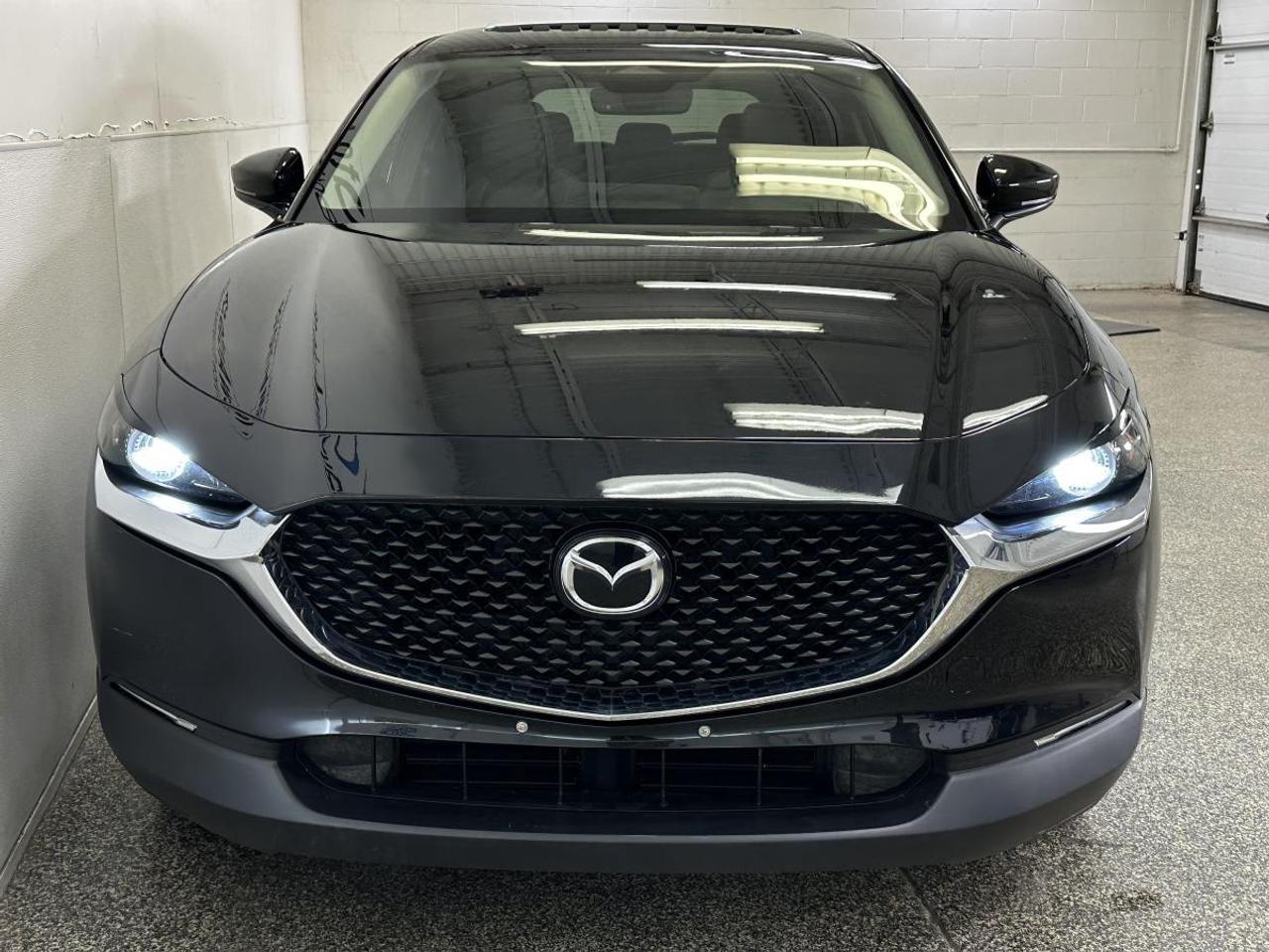 2024 Mazda CX-30 GS/AWD/LUXURY LEATHER/SUNROOF/39KM/BLACK! Photo1