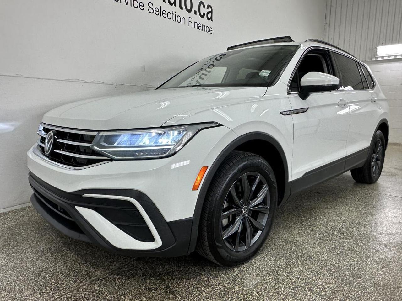 2023 Volkswagen Tiguan Comfortline COMFORTLINE/AWD/HEATED LEATHER/PANOROOF! Photo