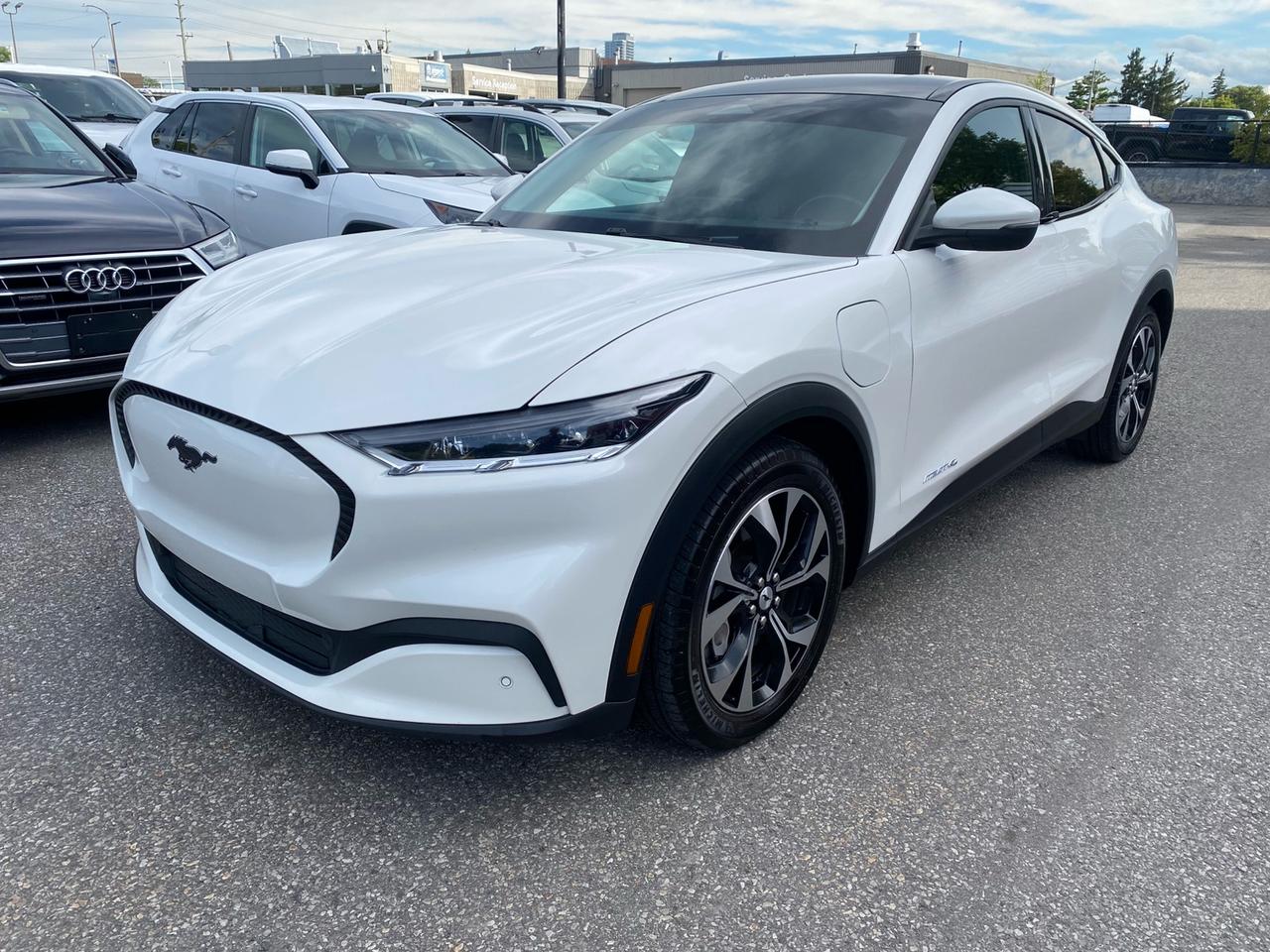 2021 Ford Mustang Mach-E Select AWD | Heated Leather Seats | Apple CarPlay Photo2