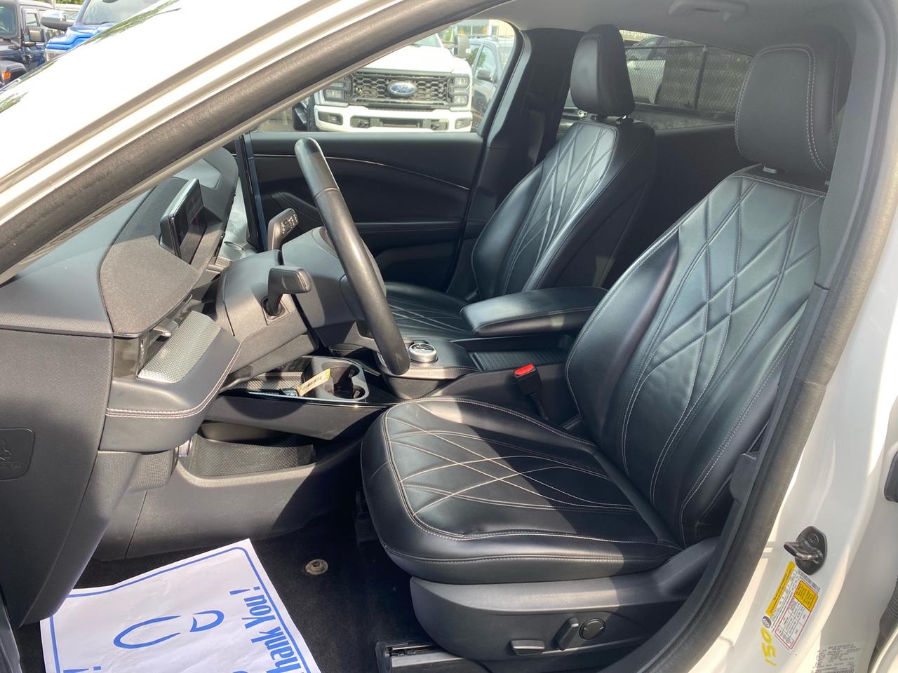 2021 Ford Mustang Mach-E Select AWD | Heated Leather Seats | Apple CarPlay Photo