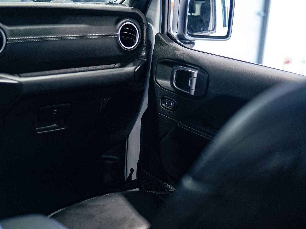 2023 Jeep Wrangler SAHARA 3.6L | LEATHER | FREEDOM TOP | COLD + TOW PKG Photo
