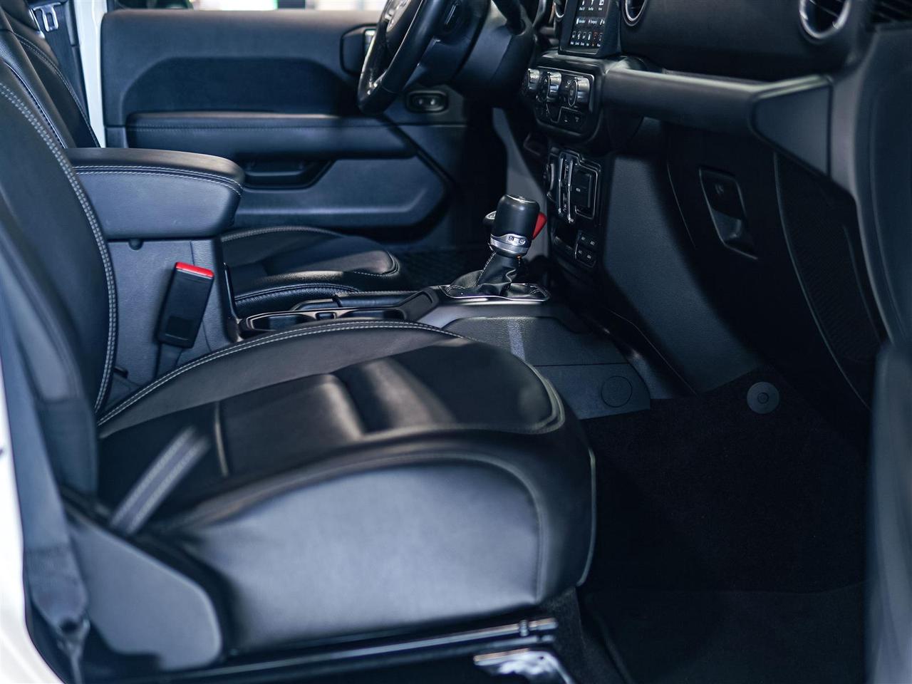 2023 Jeep Wrangler SAHARA 3.6L | LEATHER | FREEDOM TOP | COLD + TOW PKG Photo