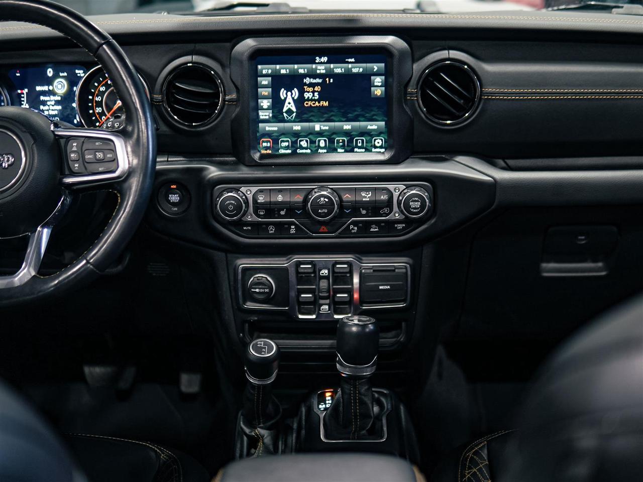 2023 Jeep Wrangler HIGH ALTITUDE | SKY TOP | NAV | NAPPA LEATHER Photo