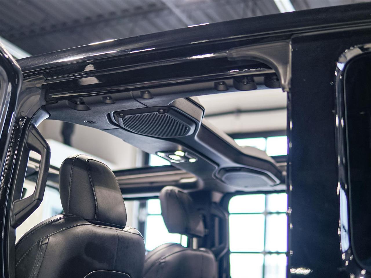 2023 Jeep Wrangler HIGH ALTITUDE | SKY TOP | NAV | NAPPA LEATHER Photo