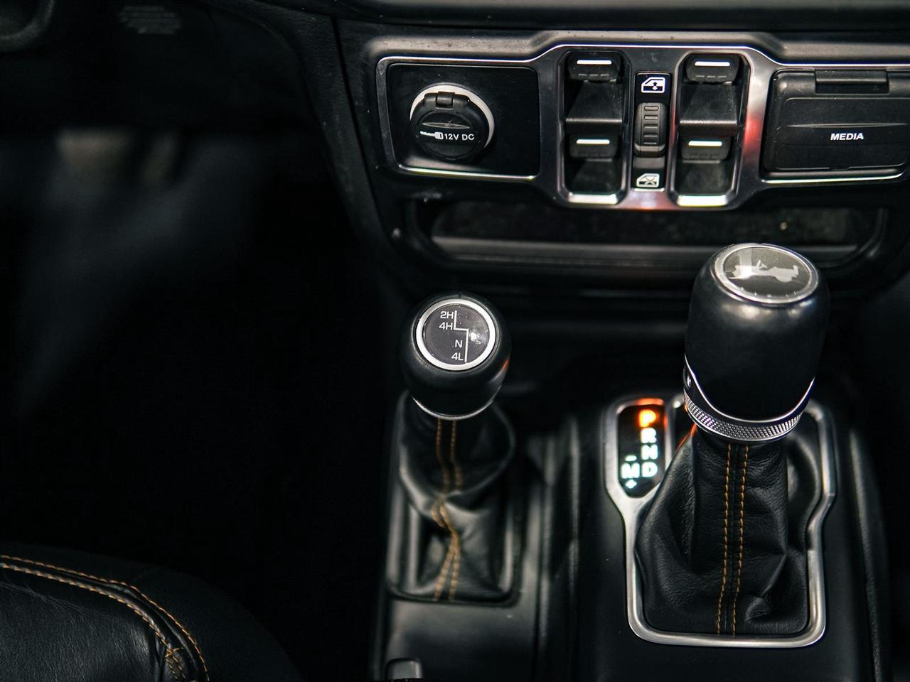 2023 Jeep Wrangler HIGH ALTITUDE | SKY TOP | NAV | NAPPA LEATHER Photo
