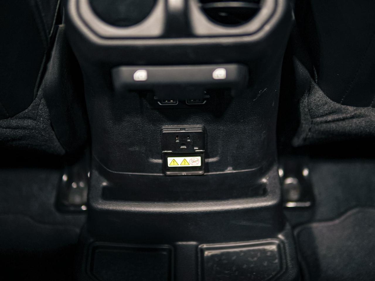 2023 Jeep Wrangler HIGH ALTITUDE | SKY TOP | NAV | NAPPA LEATHER Photo