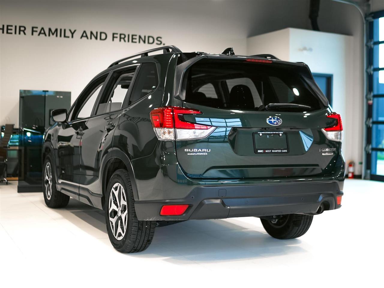 2024 Subaru Forester TOURING | NO ACCIDENTS | SUNROOF | EYESIGHT | BLIND Photo