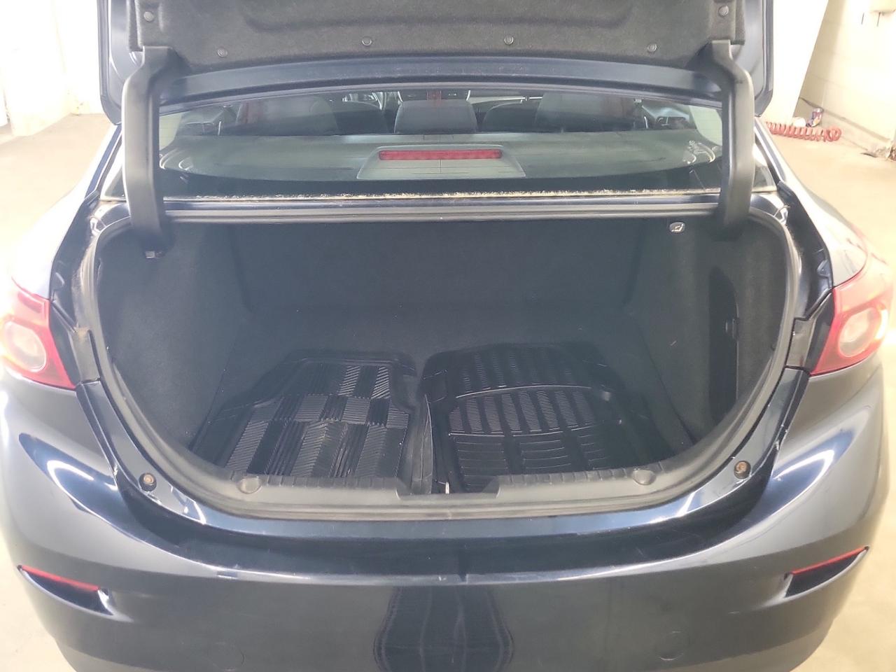 2018 Mazda MAZDA3 GX | NO ACCIDENTS | ALLOYS Photo