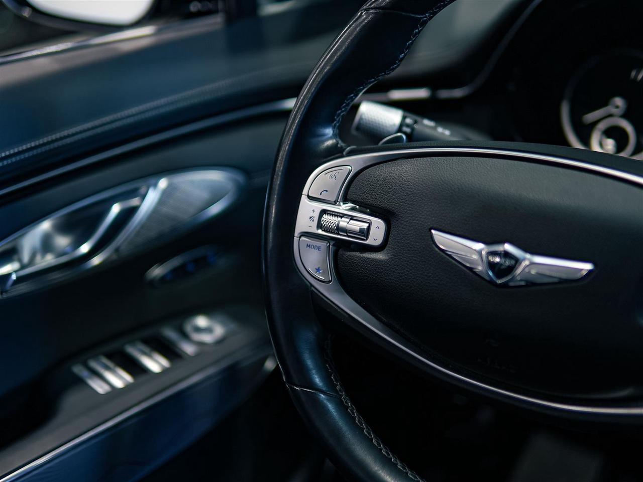2023 Genesis GV70 2.5T AWD | ADVANCED | ONE OWNER | NO ACCIDENTS Photo