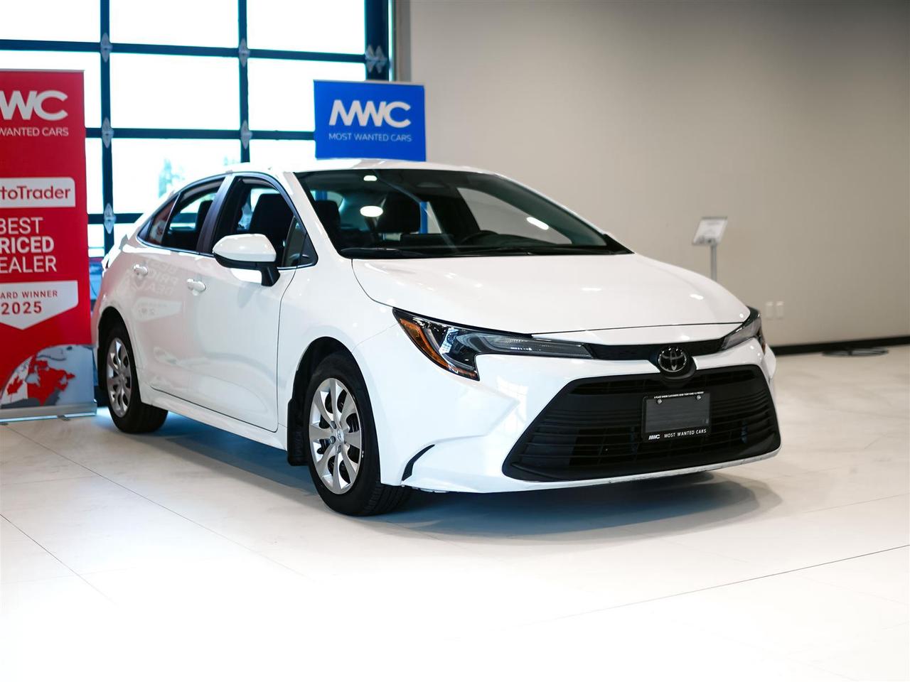 2024 Toyota Corolla LE | HEATED SEATS | BLIND SPOT | NO ACCIDENTS Photo3
