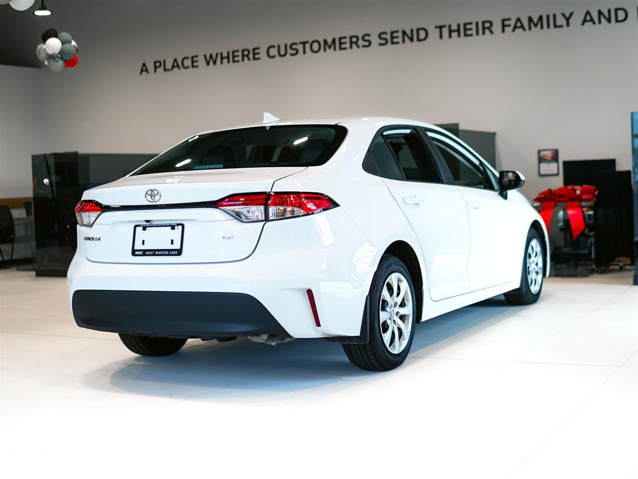 2024 Toyota Corolla LE | HEATED SEATS | BLIND SPOT | NO ACCIDENTS Photo