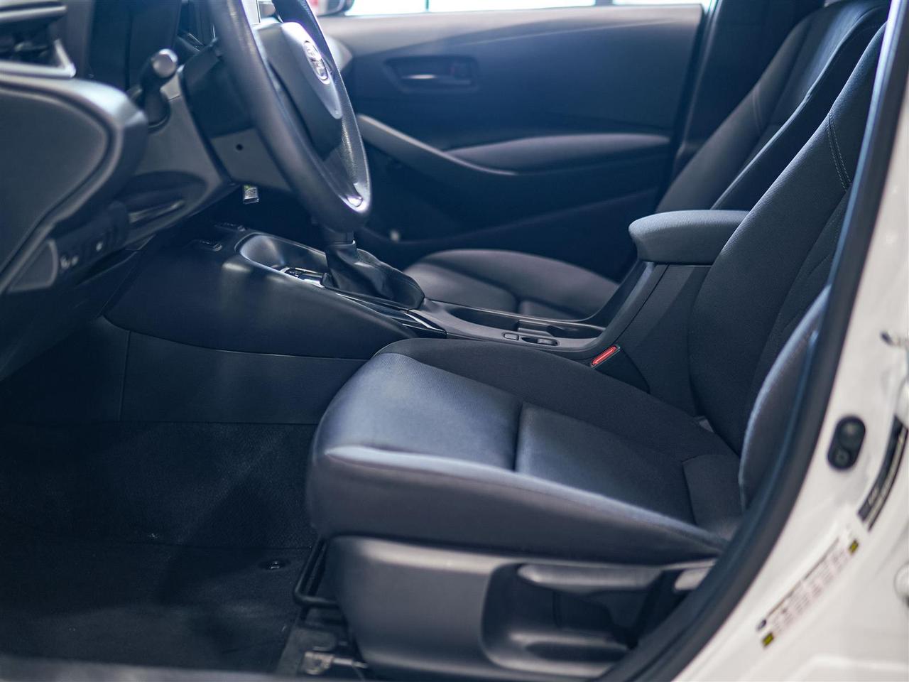2024 Toyota Corolla LE | HEATED SEATS | BLIND SPOT | NO ACCIDENTS Photo