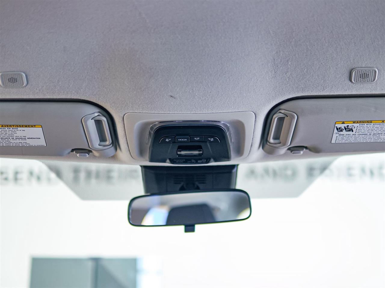 2024 Toyota Corolla LE | HEATED SEATS | BLIND SPOT | NO ACCIDENTS Photo