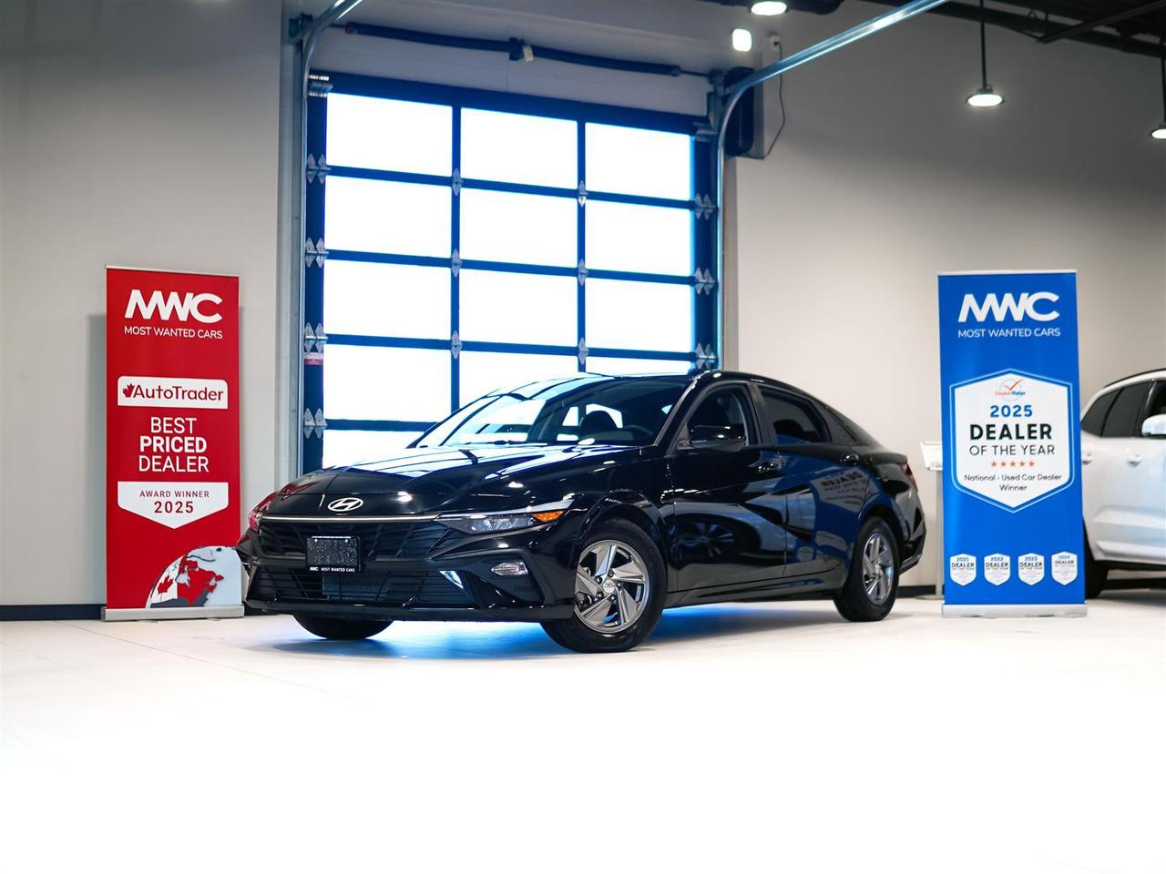 2024 Hyundai Elantra ESSENTIAL | ONE OWNER | NO ACCIDENTS Photo0