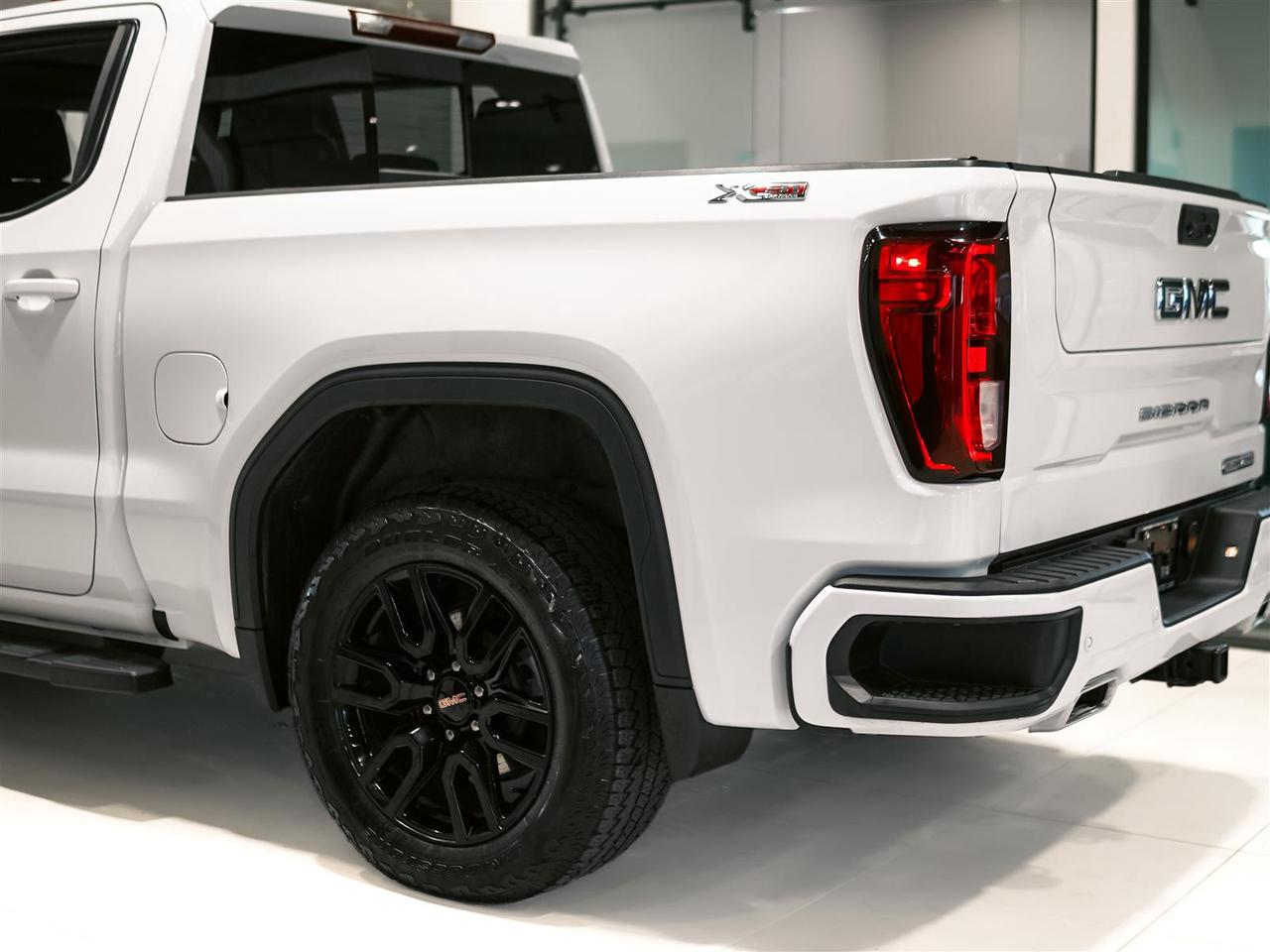 2024 GMC Sierra 1500 ELEVATION X31 LEATHER SUNROOF BOSE 360 CAM BLIND Photo