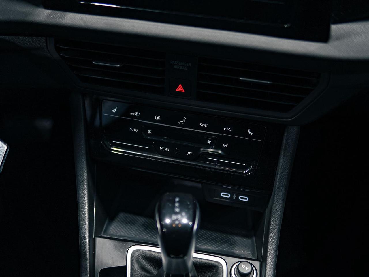 2025 Volkswagen Jetta ** SALE PENDING BY TANNYA ** Photo