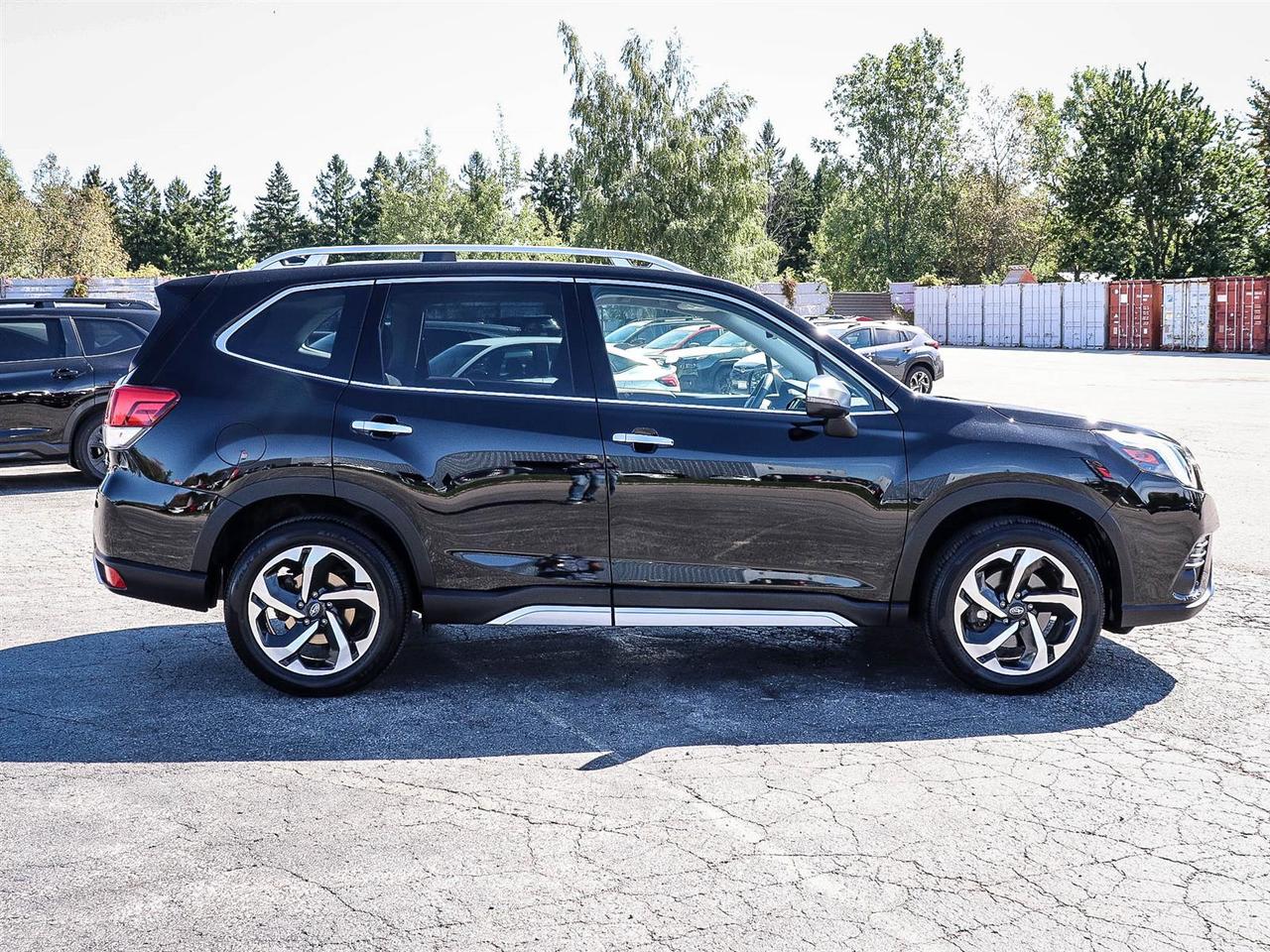 2024 Subaru Forester Premier Photo