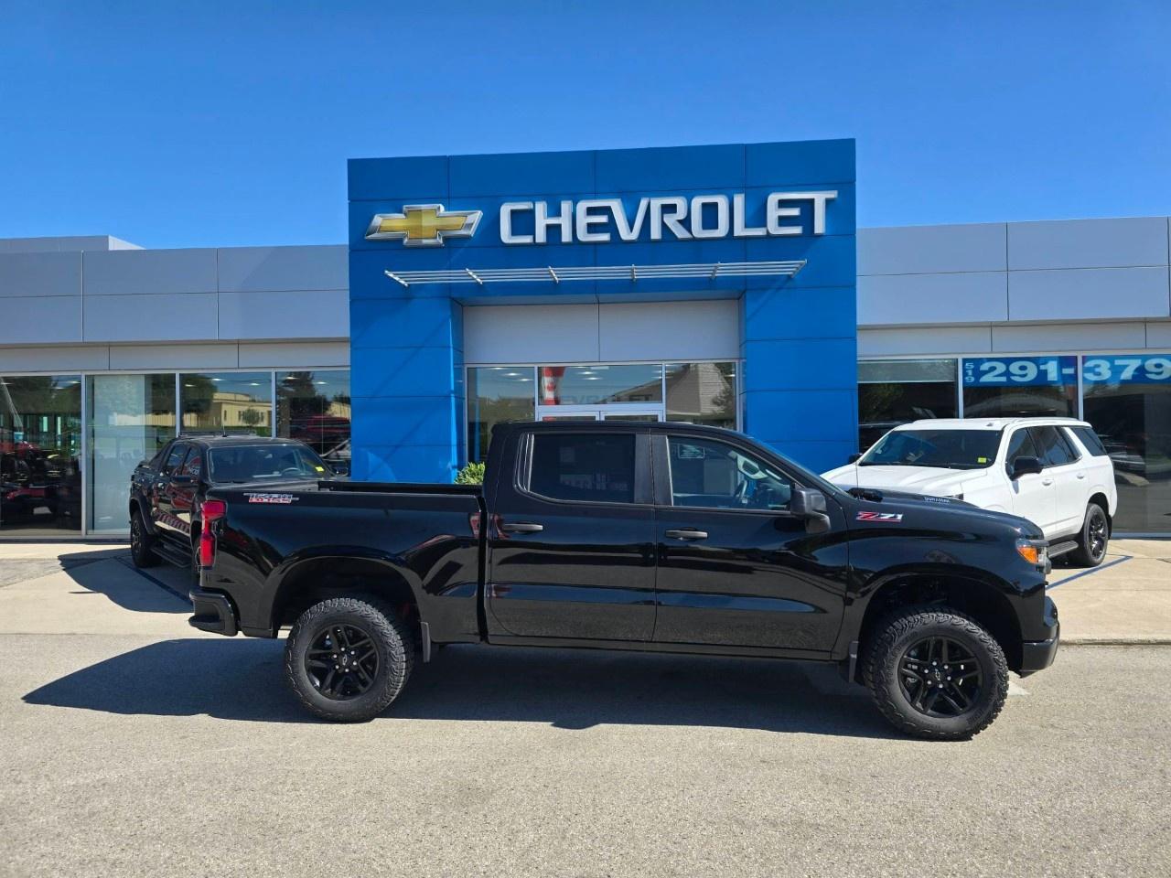 2026 Chevrolet Silverado 1500 Crew Cab Short Box 4-Wheel Drive Custom Trail Boss Photo1