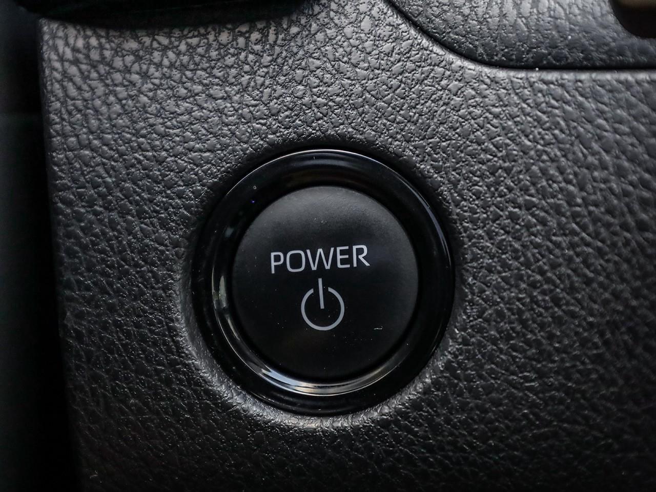 2025 Toyota Camry SE Upgrade LEATHER HEATED SEATS-SUNROOF-NO ACCIDENTS- Photo