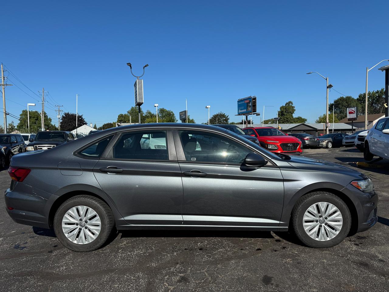 2019 Volkswagen Jetta Comfortline | 6 - speed Manual | CERTIFIED Photo3