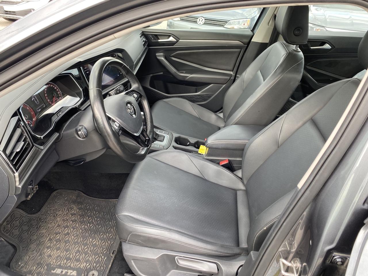 2019 Volkswagen Jetta HIGHLINE Photo3