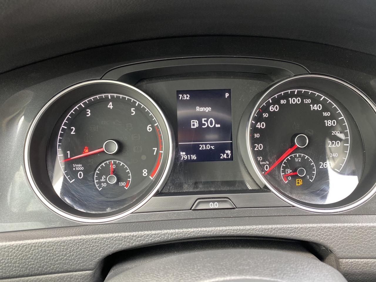 2018 Volkswagen Golf TRENDLINE Photo