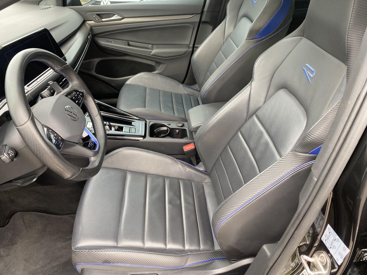2024 Volkswagen Golf R Base Photo