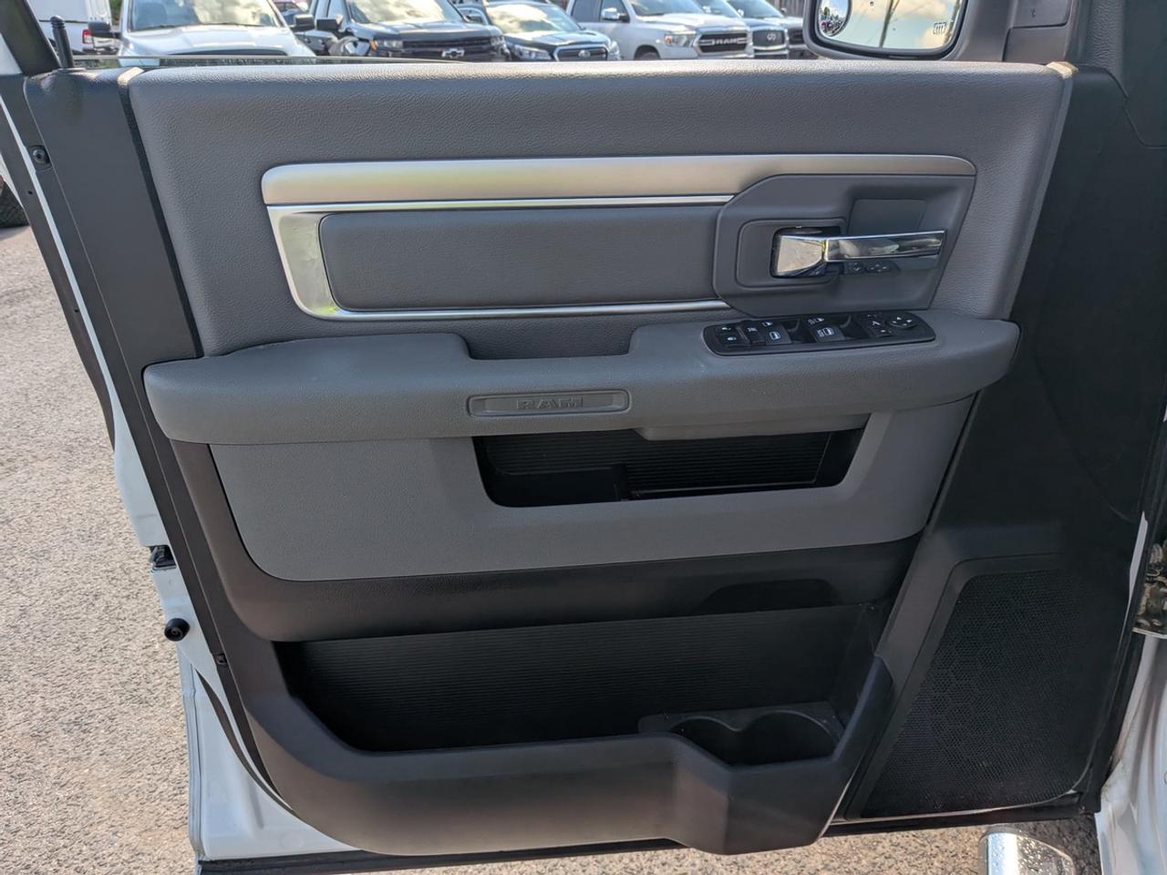2019 RAM 1500 Classic 4x4 Crew Cab 5'7" Box Slt Crew Cab Short Bed Photo