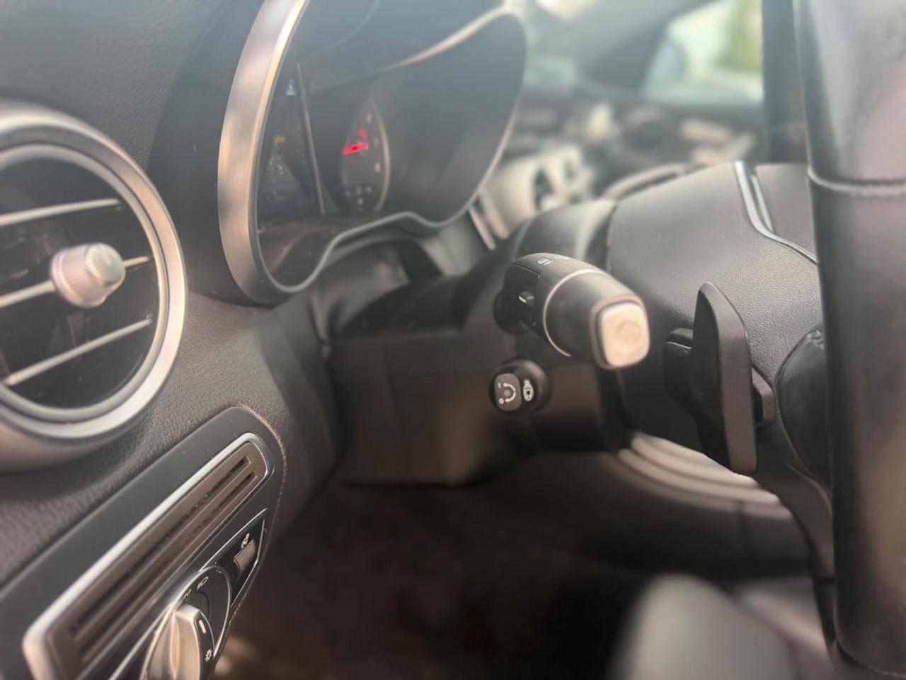 2021 Mercedes-Benz C-Class  Photo
