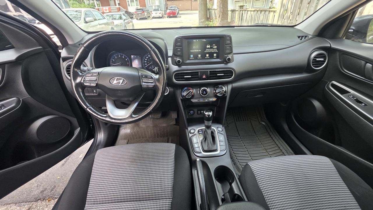 2021 Hyundai KONA Preferred AWD Photo