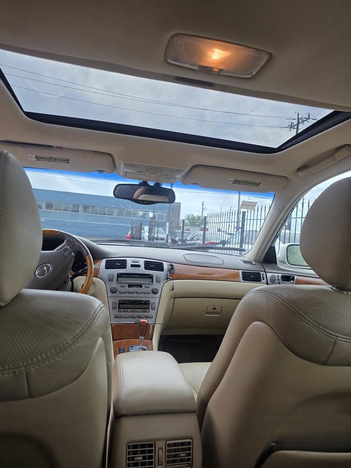 2005 Lexus ES 330 Photo