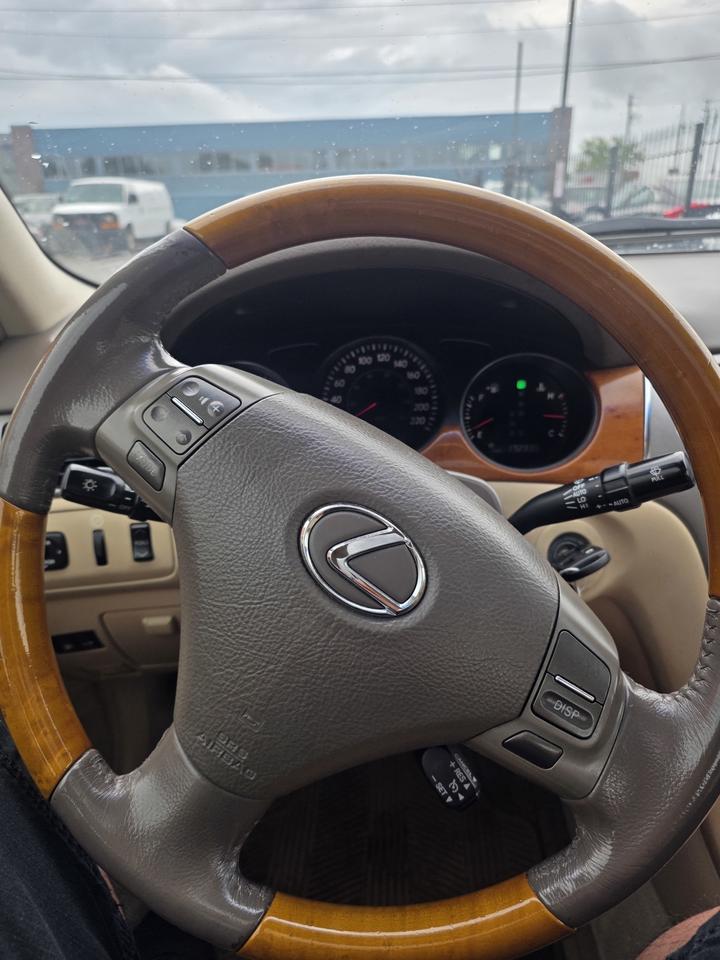 2005 Lexus ES 330 Photo