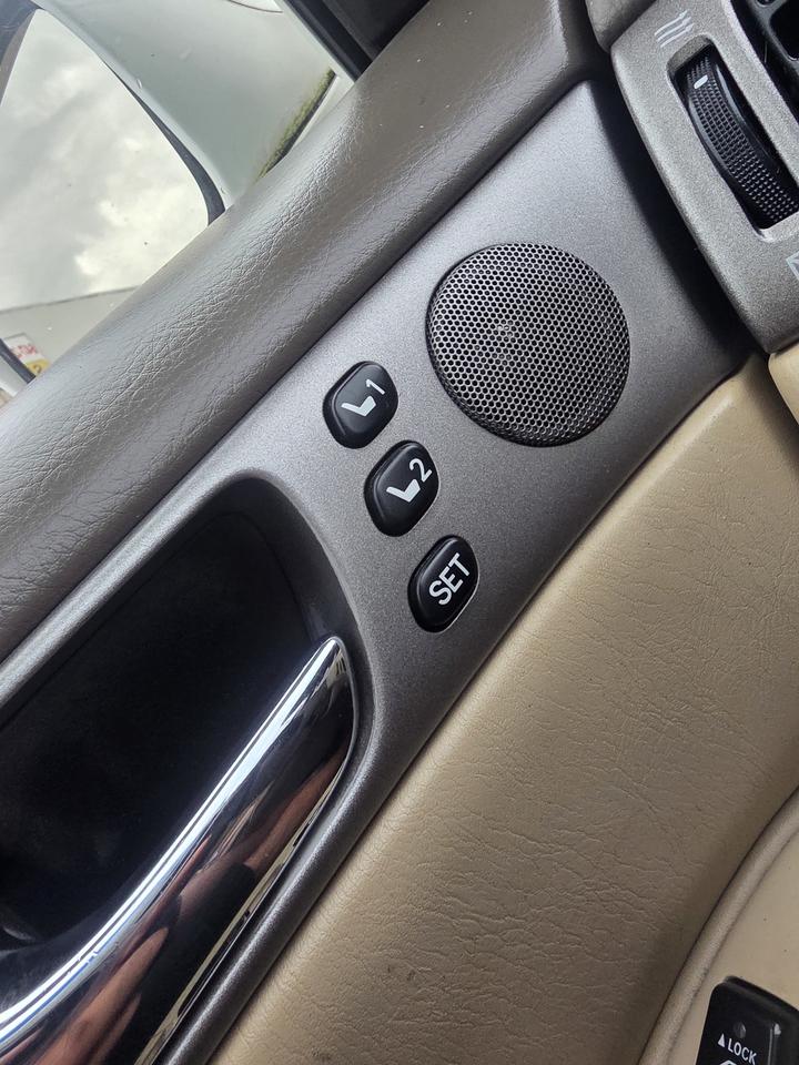 2005 Lexus ES 330 Photo