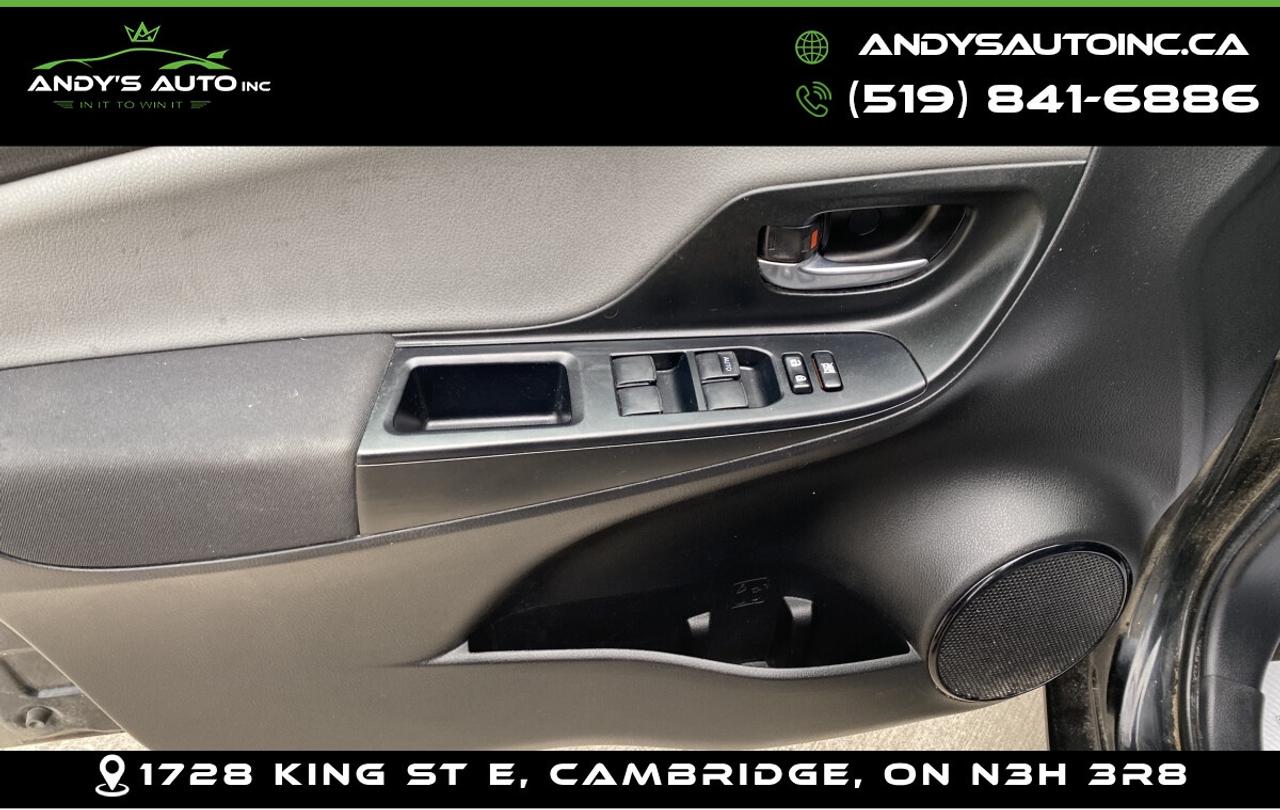 2019 Toyota Yaris ! ONE OWNER ! NO ACCIDENTS ! HEATED SEATS ! LE ! ONE OWNER ! NO ACCIDENTS ! HEATED SEATS !  KE Photo