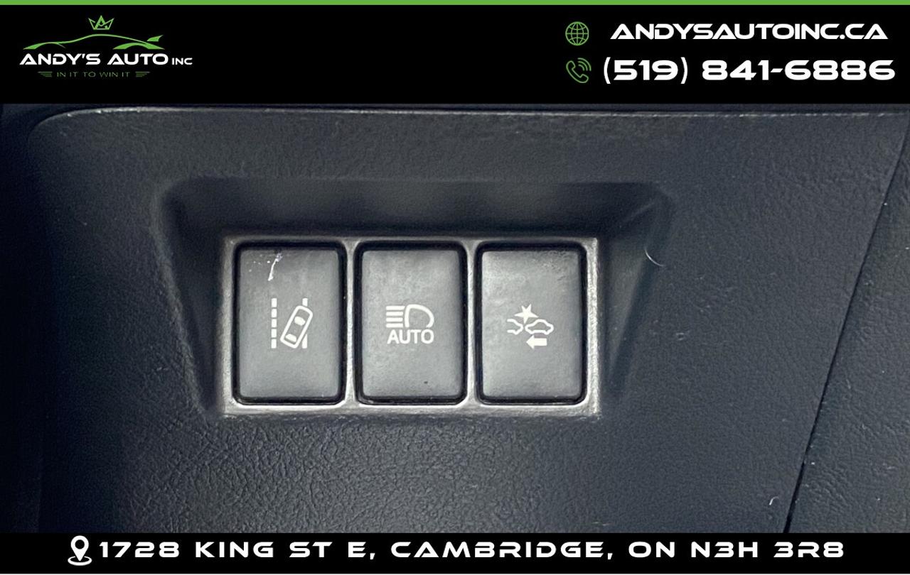2019 Toyota Yaris ! ONE OWNER ! NO ACCIDENTS ! HEATED SEATS ! LE ! ONE OWNER ! NO ACCIDENTS ! HEATED SEATS !  KE Photo