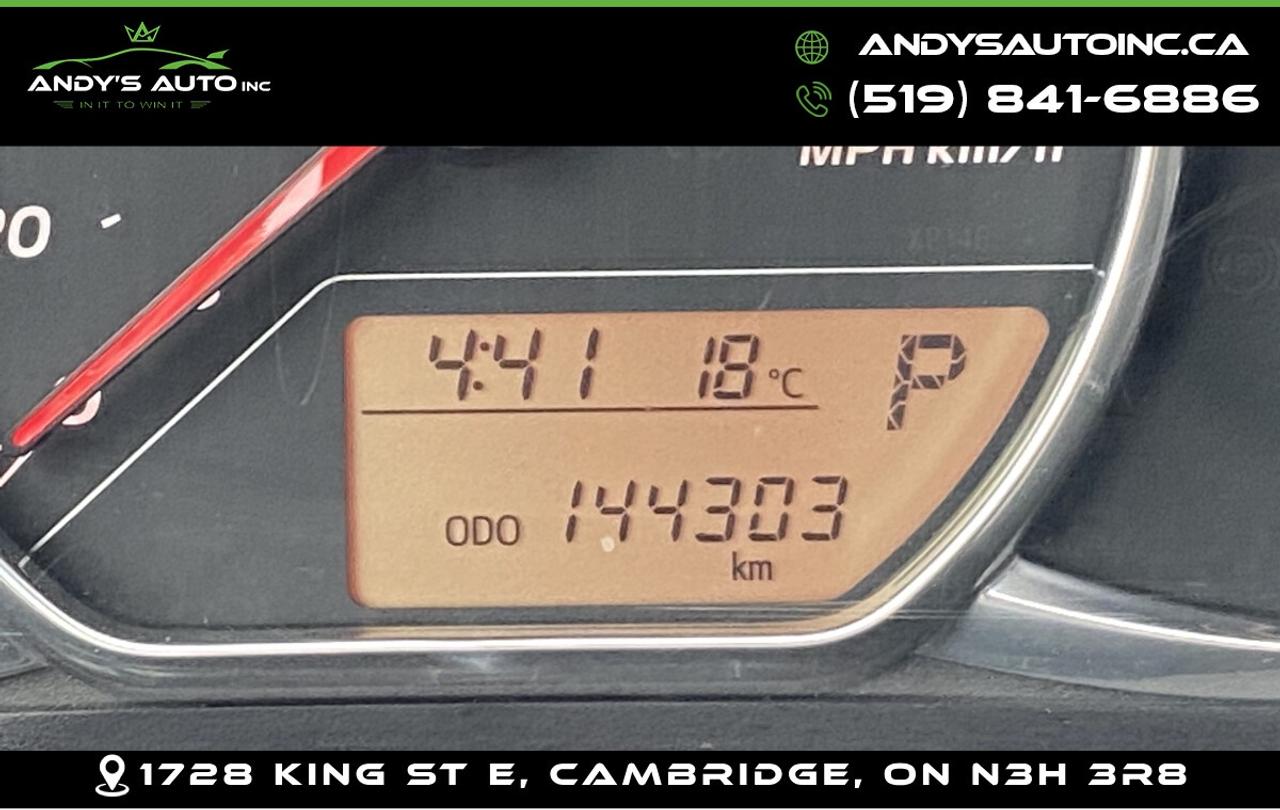 2019 Toyota Yaris ! ONE OWNER ! NO ACCIDENTS ! HEATED SEATS ! LE ! ONE OWNER ! NO ACCIDENTS ! HEATED SEATS !  KE Photo