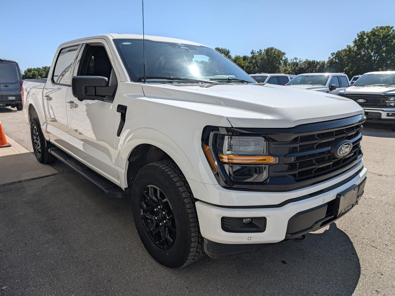 2025 Ford F-150 4X4 SuperCrew XLT 4WD SuperCrew 5.5' Box Photo1