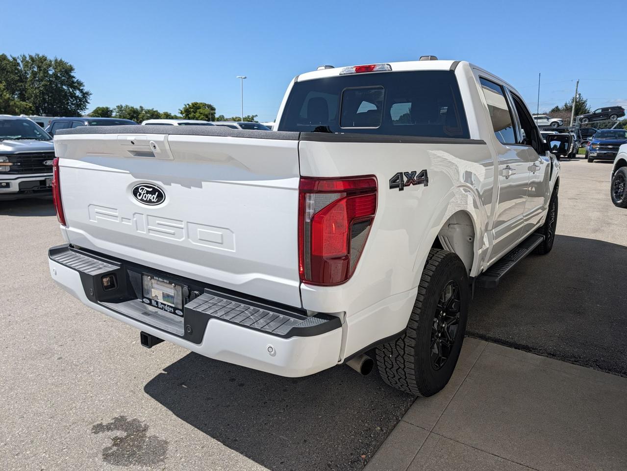2025 Ford F-150 4X4 SuperCrew XLT 4WD SuperCrew 5.5' Box Photo2