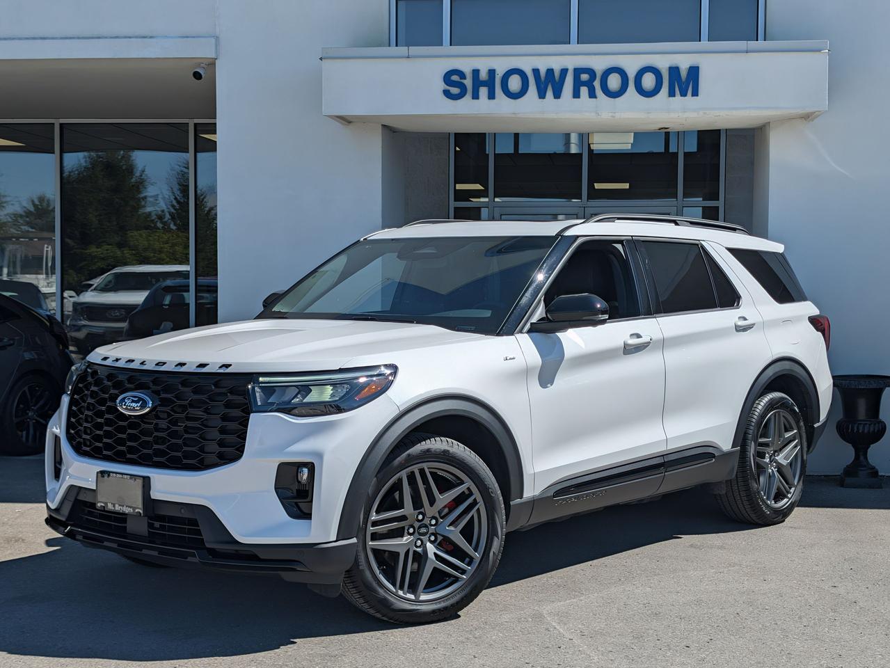 2026 Ford Explorer ST-Line 4WD Photo0