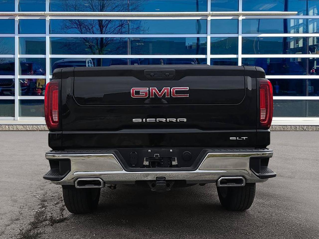 2024 GMC Sierra 1500 SLT | Clean CarFax | Newer Michelin Tires | Leather | Ventilated Seat | Adaptive Cruise | Blind-Spot Photo3