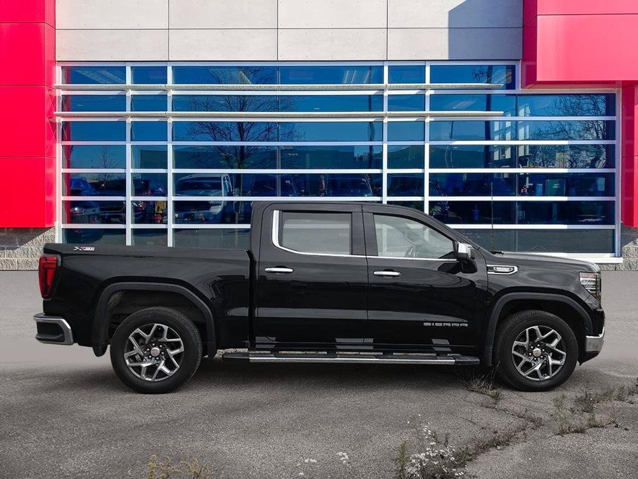 2024 GMC Sierra 1500 SLT | Clean CarFax | Newer Michelin Tires | Leather | Ventilated Seat | Adaptive Cruise | Blind-Spot Photo