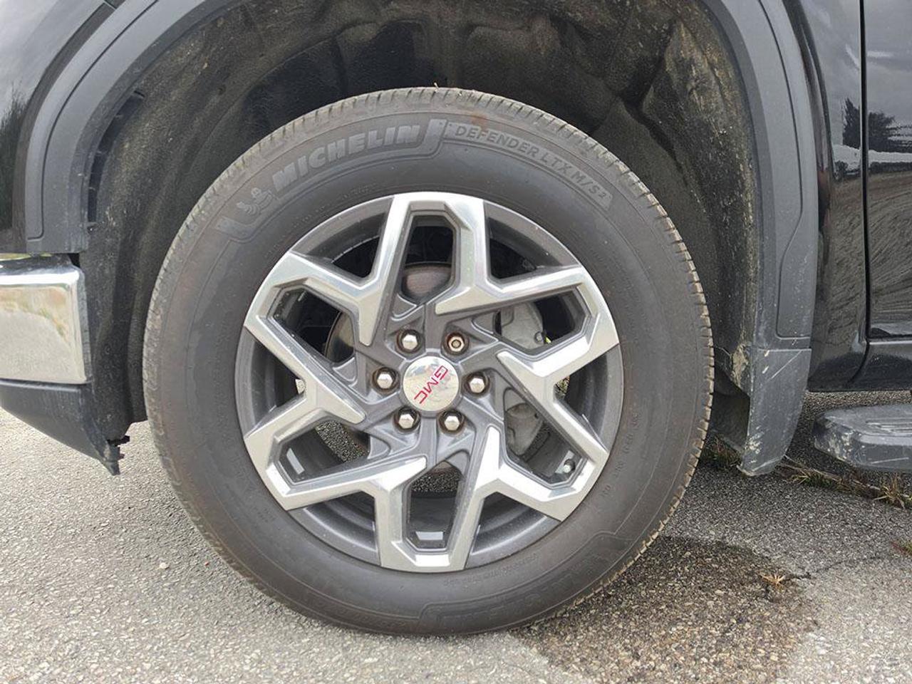 2024 GMC Sierra 1500 SLT | Clean CarFax | Newer Michelin Tires | Leather | Ventilated Seat | Adaptive Cruise | Blind-Spot Photo