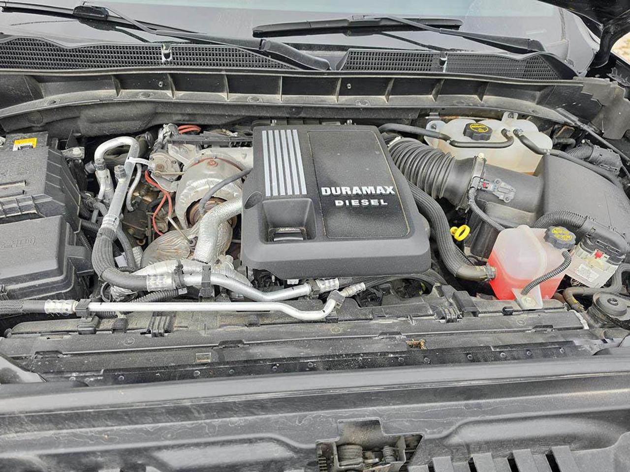2024 GMC Sierra 1500 SLT | Clean CarFax | Newer Michelin Tires | Leather | Ventilated Seat | Adaptive Cruise | Blind-Spot Photo