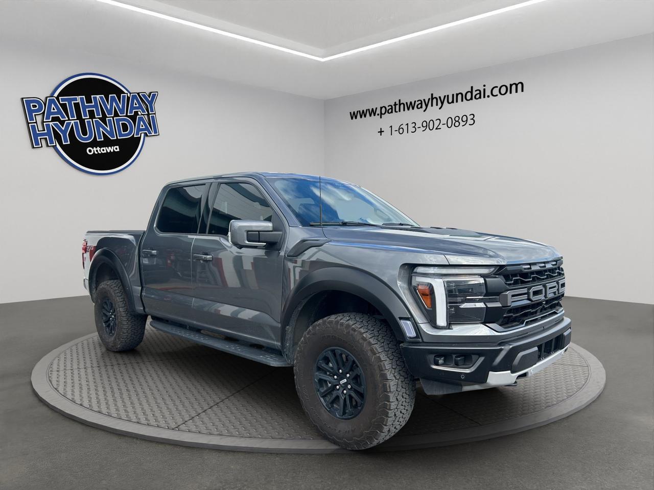 2025 Ford F-150 Raptor | Twin-turbo 3.5-liter EcoBoost V6 w/450hp | Fox Shocks | 5-Link Rear Suspension Photo0